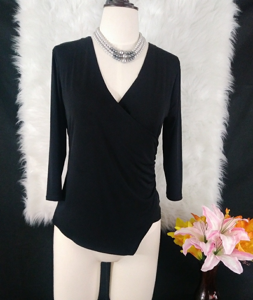 🎈Jennifer Lopez Black Deep V Neck Top Size M - Picture 1 of 5